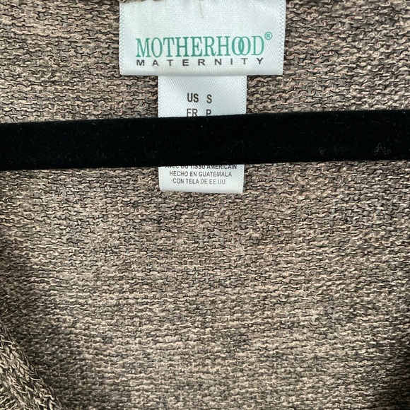 Maternity Tops - Picture 12 of 12